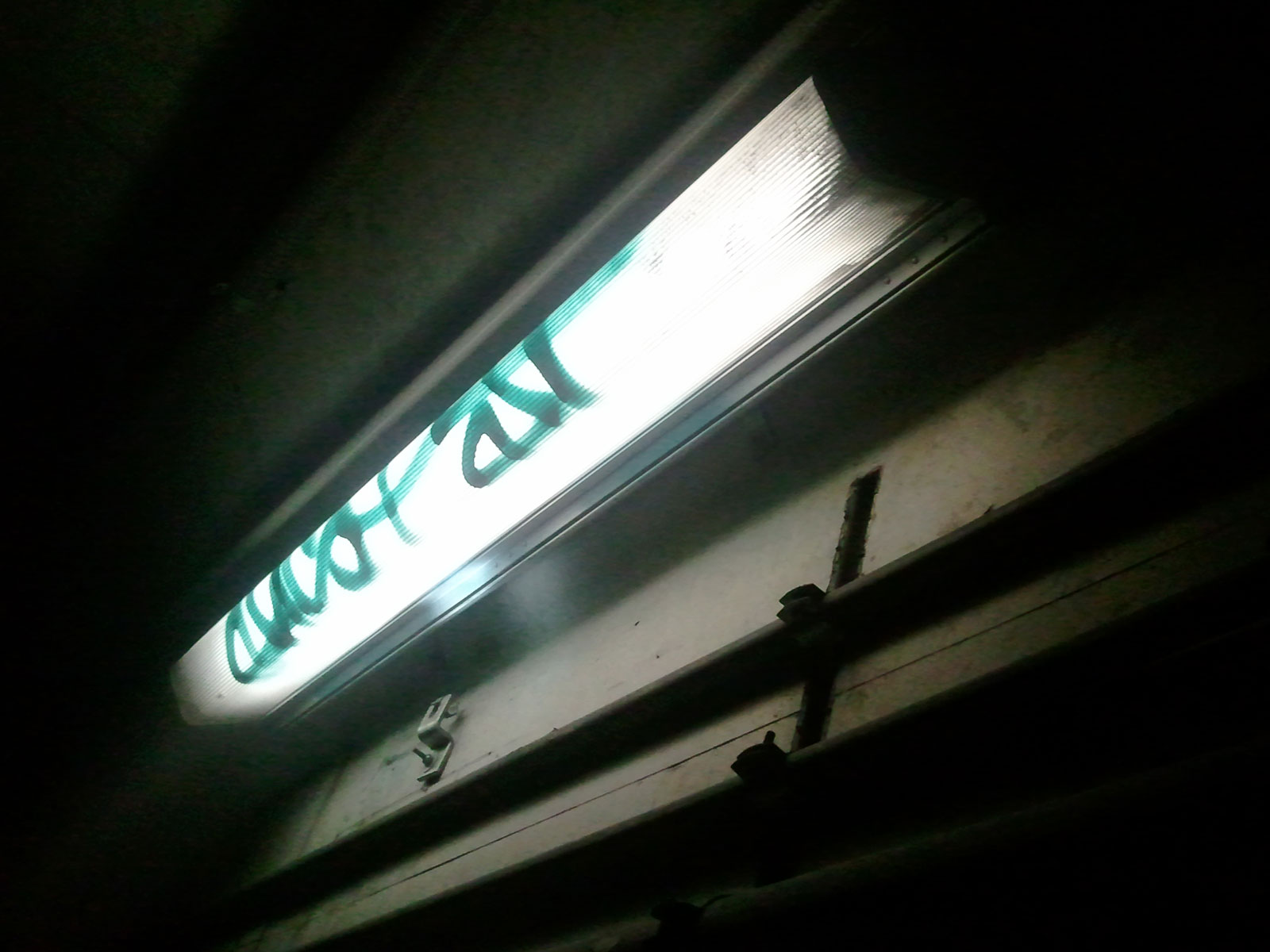 The problem of vandalism in tunnel lighting